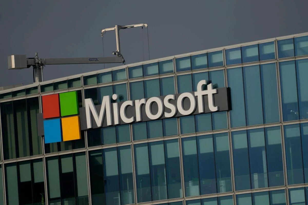 Microsoft logo displayed on the side of a corporate building